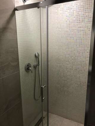 Апартаменты Apartment Sofija Будва Апартаменты-студио с 1 двуспальной кроватью или 2 отдельными кроватями и балконом-1