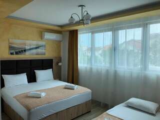 Апартаменты Apartment Sofija Будва Апартаменты-студио с 1 двуспальной кроватью или 2 отдельными кроватями и балконом-4