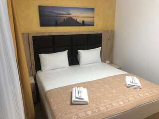 Апартаменты Apartment Sofija Будва Апартаменты-студио с 1 двуспальной или 2 отдельными кроватями-1